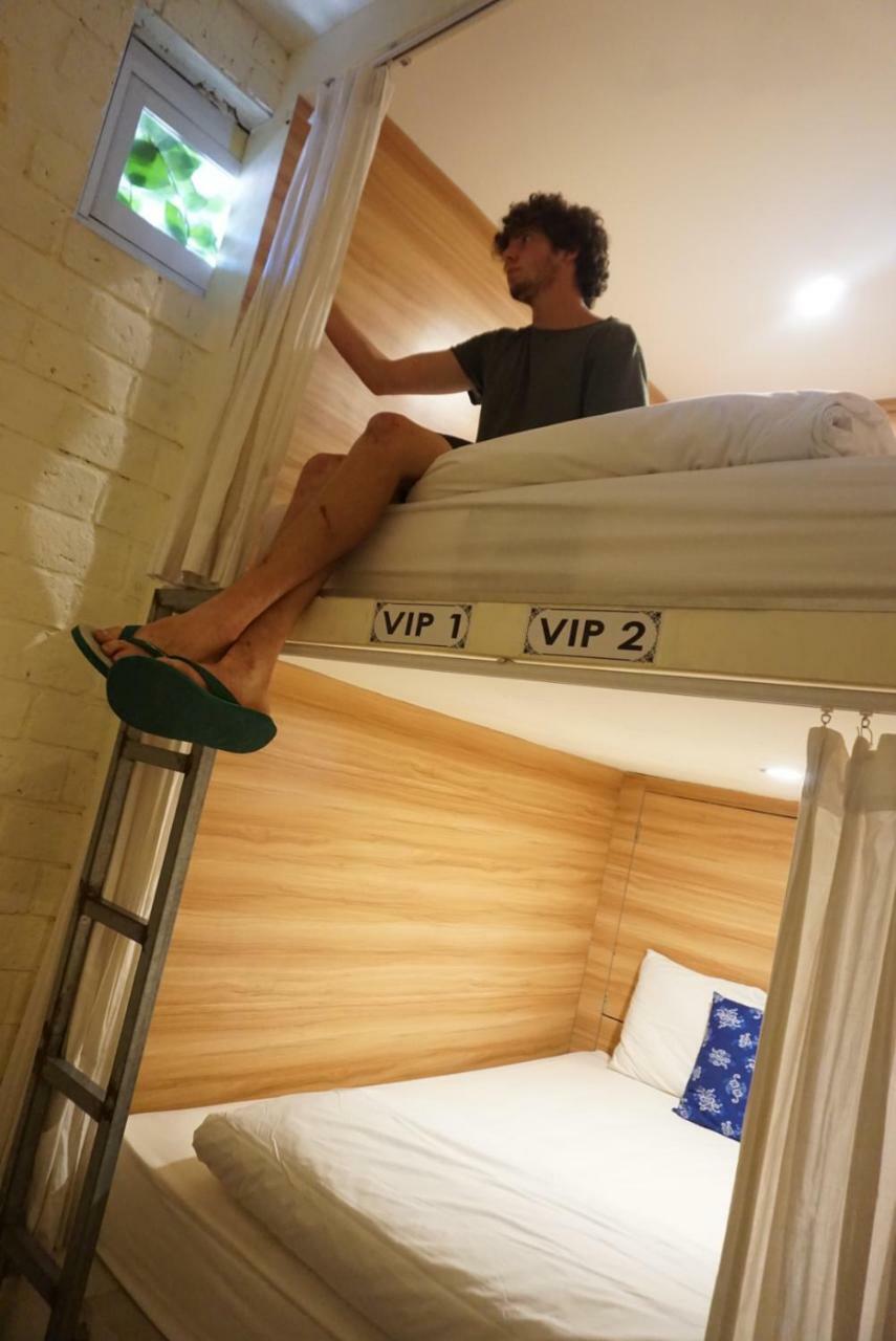 Hostel Karisa Pods Seminyak Zewnętrze zdjęcie