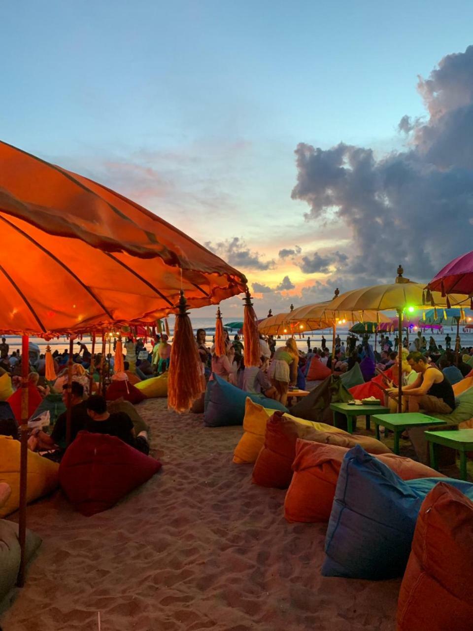Hostel Karisa Pods Seminyak Zewnętrze zdjęcie
